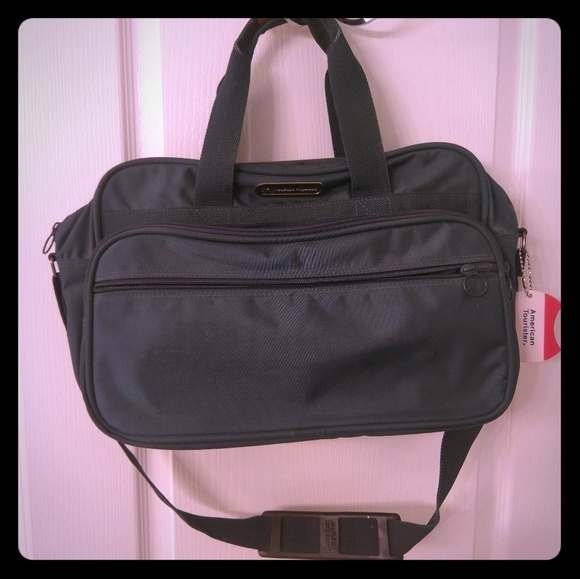 hand bag american tourister